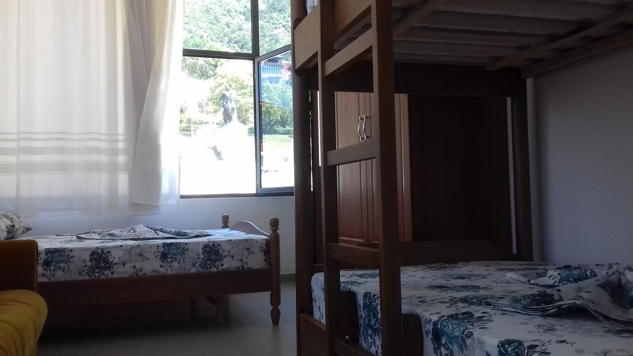 Kruja Hostel Exterior photo